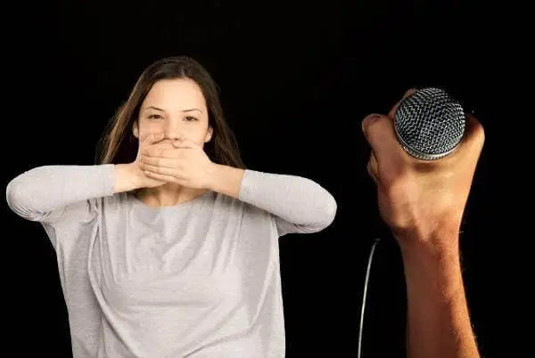 How to deal with the effects of Incomplete Vocal Folds Closure?